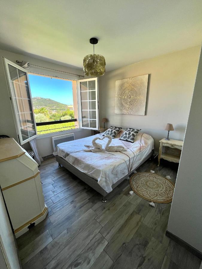 Six Fours Les Lones T2 42m2 Vue Apartment