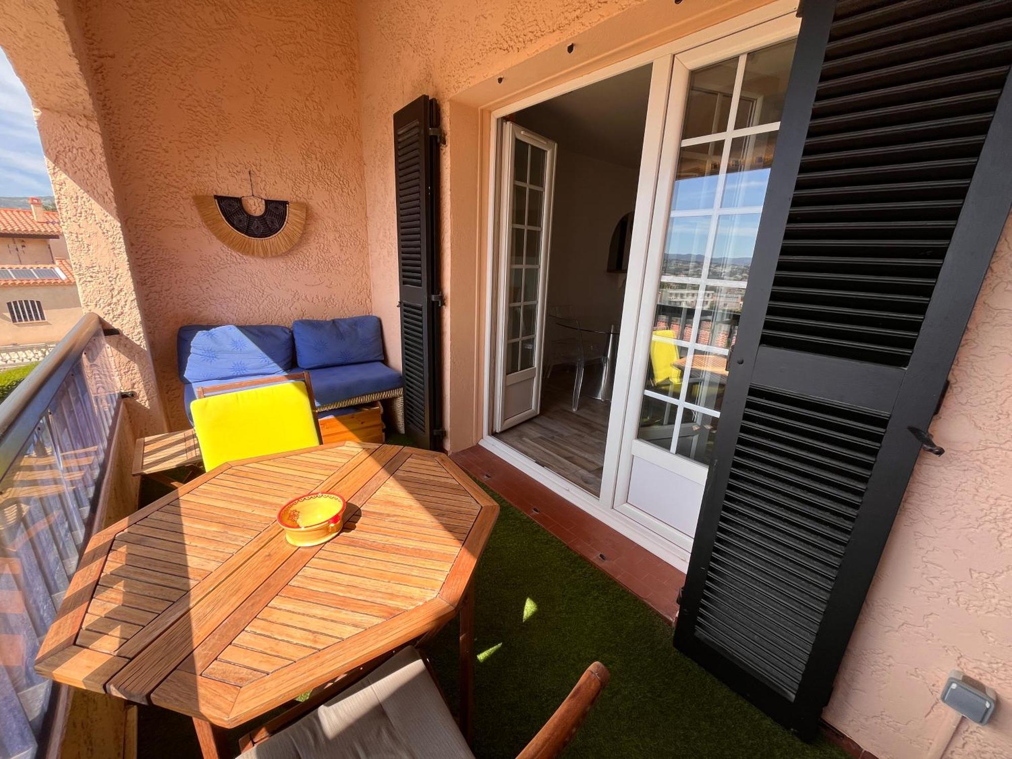 Six Fours Les Lones T2 42m2 Vue * Six-Fours-les-Plages